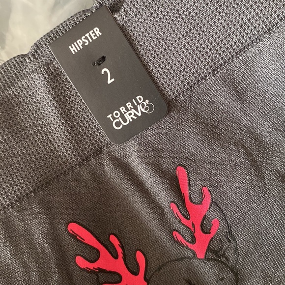 NEW torrid Santa’s favorite dog hipster panties - Picture 7 of 7